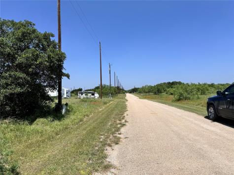 Tbd Lot 325 N Lakeside Circle May TX 76857