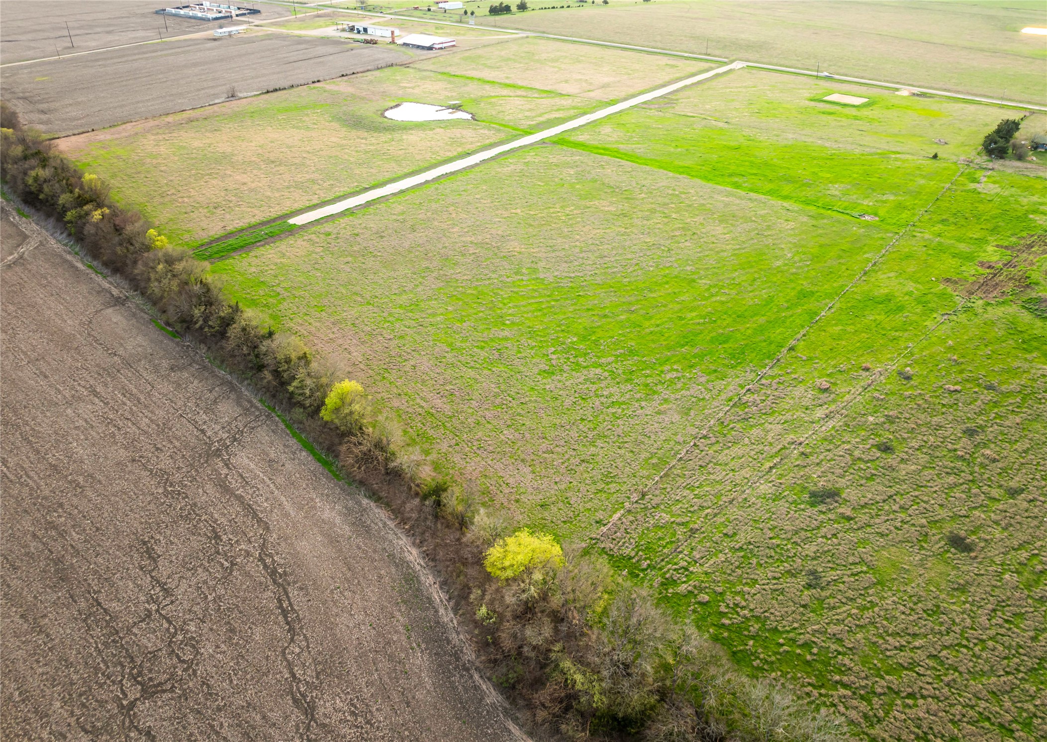 143 Private Road 14025 Blossom TX 75416