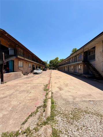 4523-4601 Reiger Avenue Dallas TX 75246