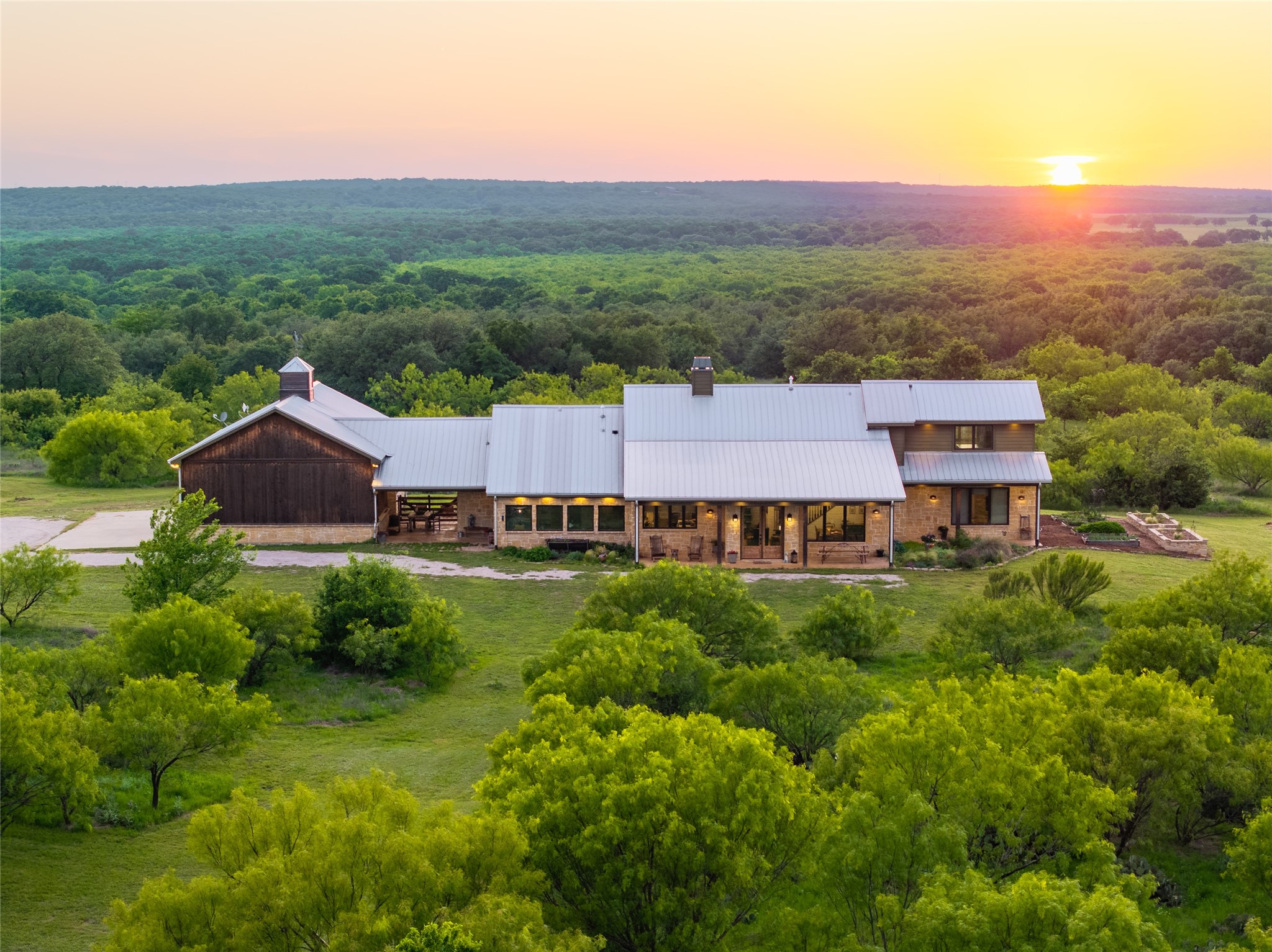 470 County Road 164 Eastland TX 76448
