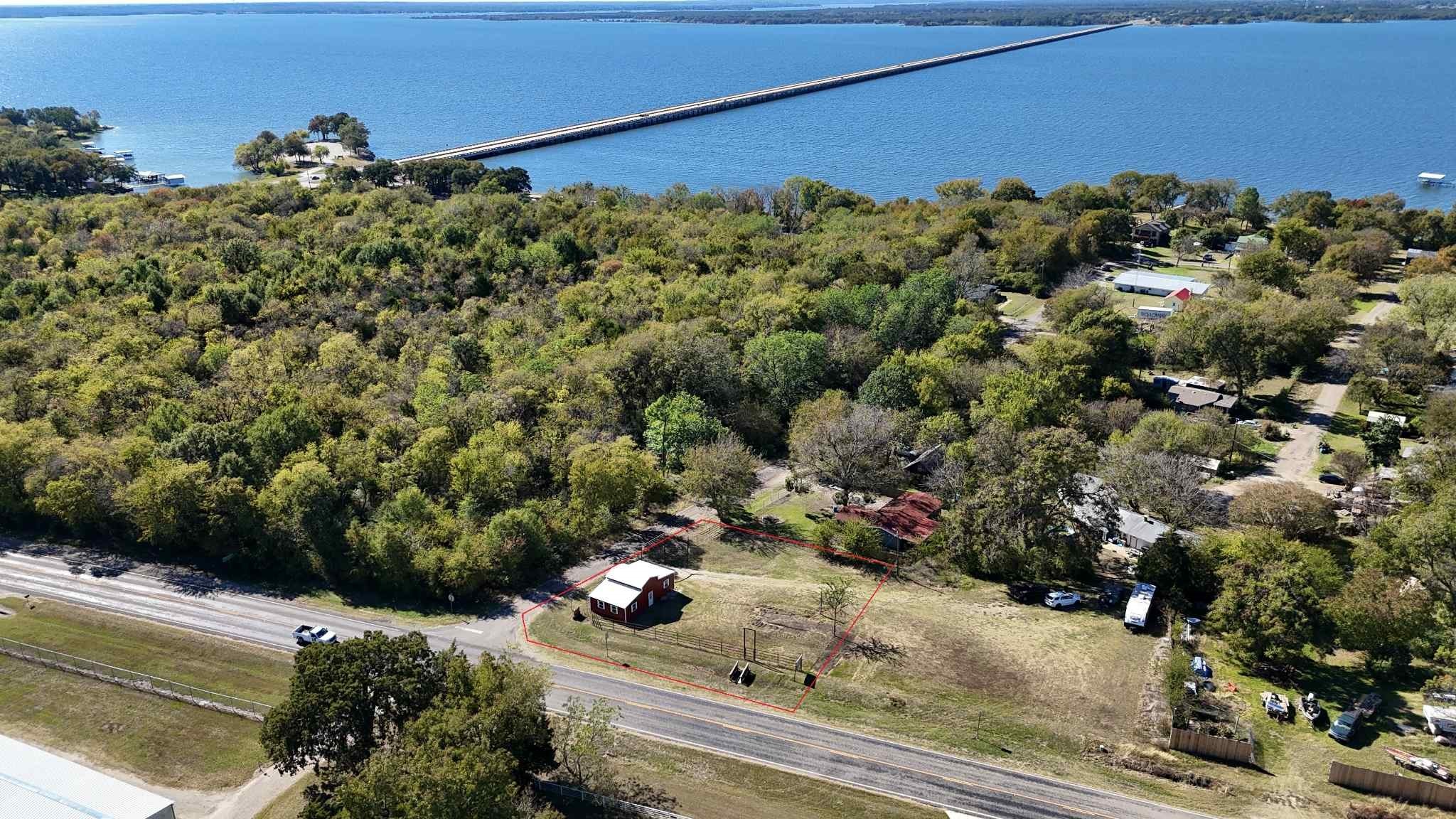 102 Rs County Road 1622 Lone Oak TX 75453