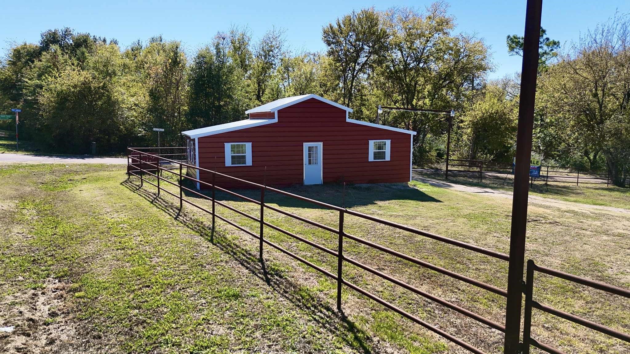 102 Rs County Road 1622 Lone Oak TX 75453