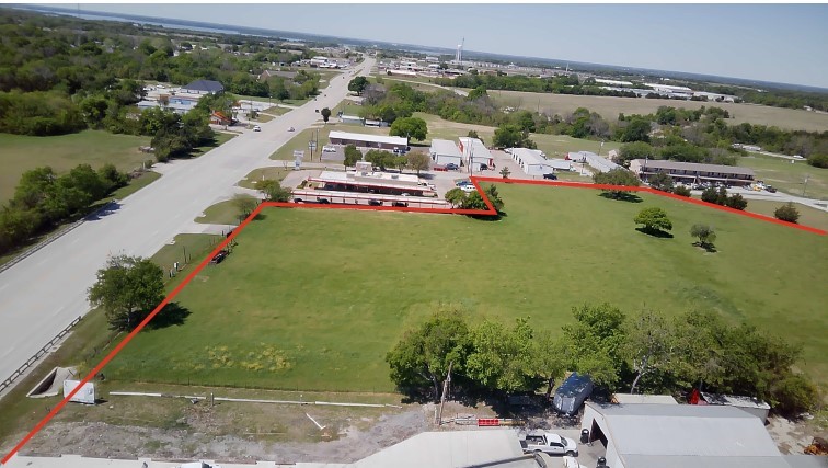 676 W Audie Murphy Parkway Farmersville TX 75442