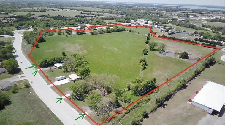 676 W Audie Murphy Parkway Farmersville TX 75442