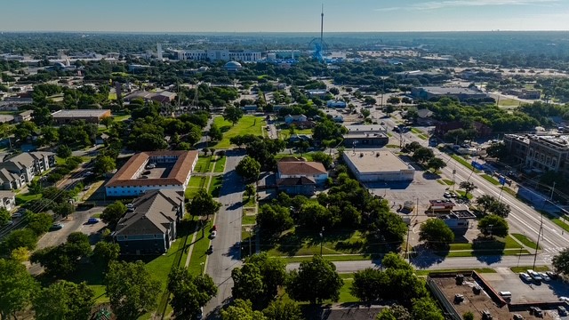 2934 South Boulevard Dallas TX 75215