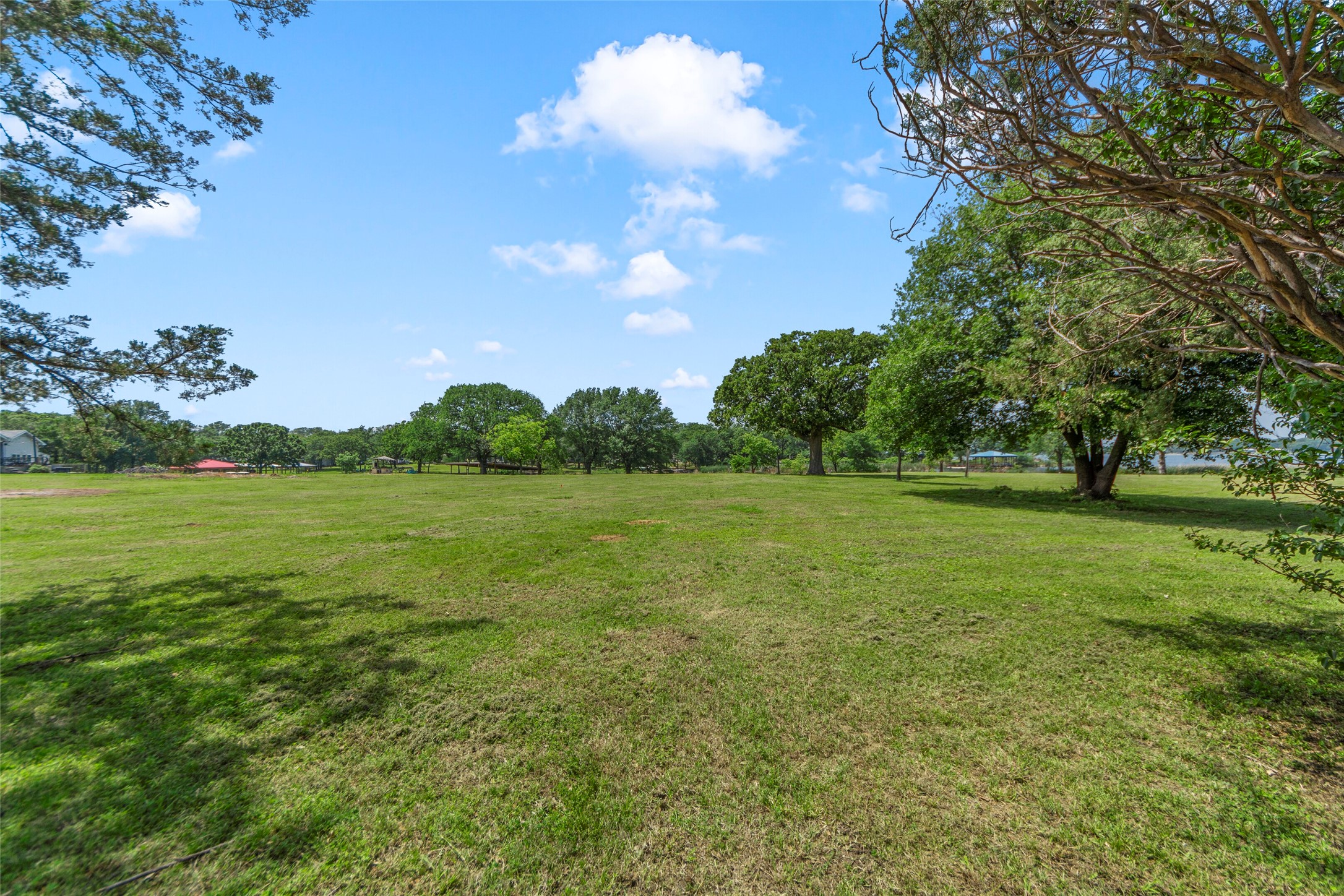 7505 Parkview Drive Bonham TX 75418