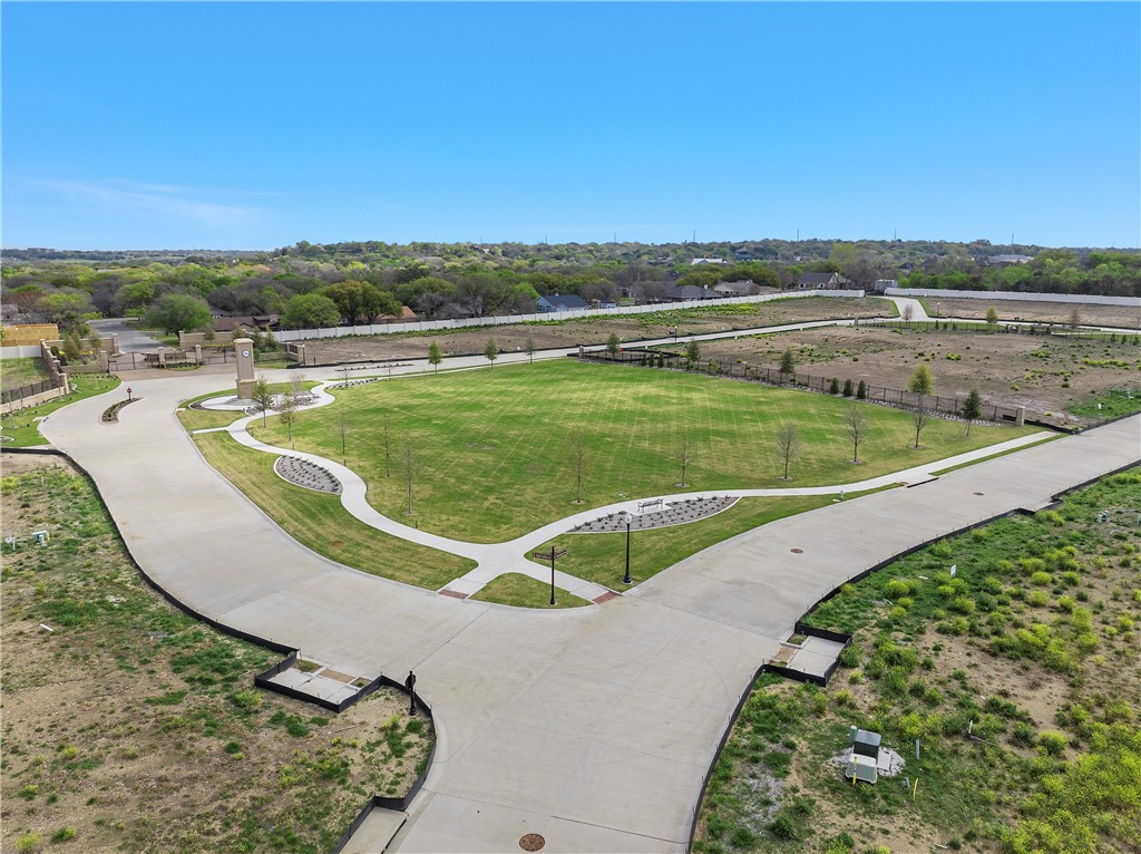 33 Pinehurst Drive Woodway TX 76712