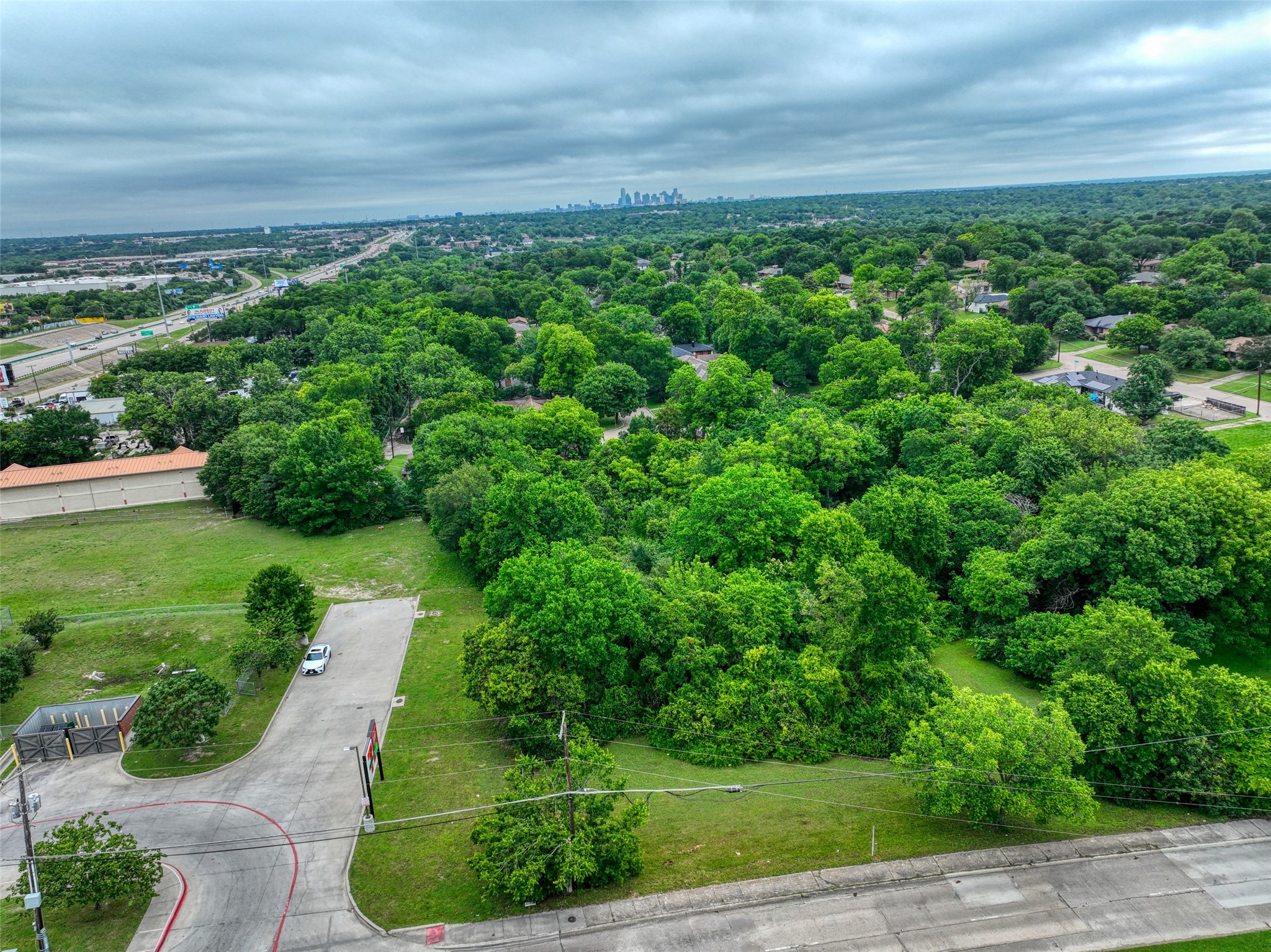 225 E Laureland Road Dallas TX 75241