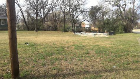 7817 Hull Avenue Dallas TX 75216