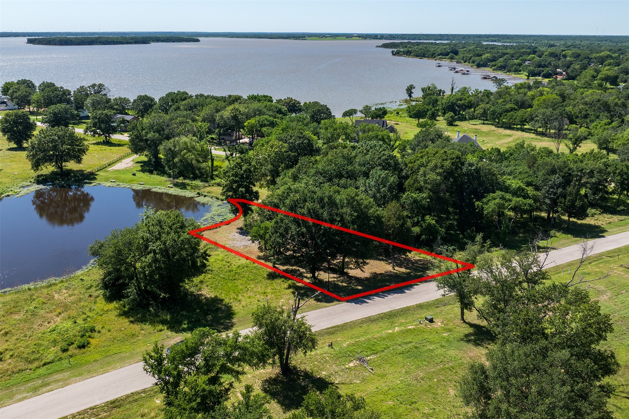 708 Clubview Drive Mabank TX 75143