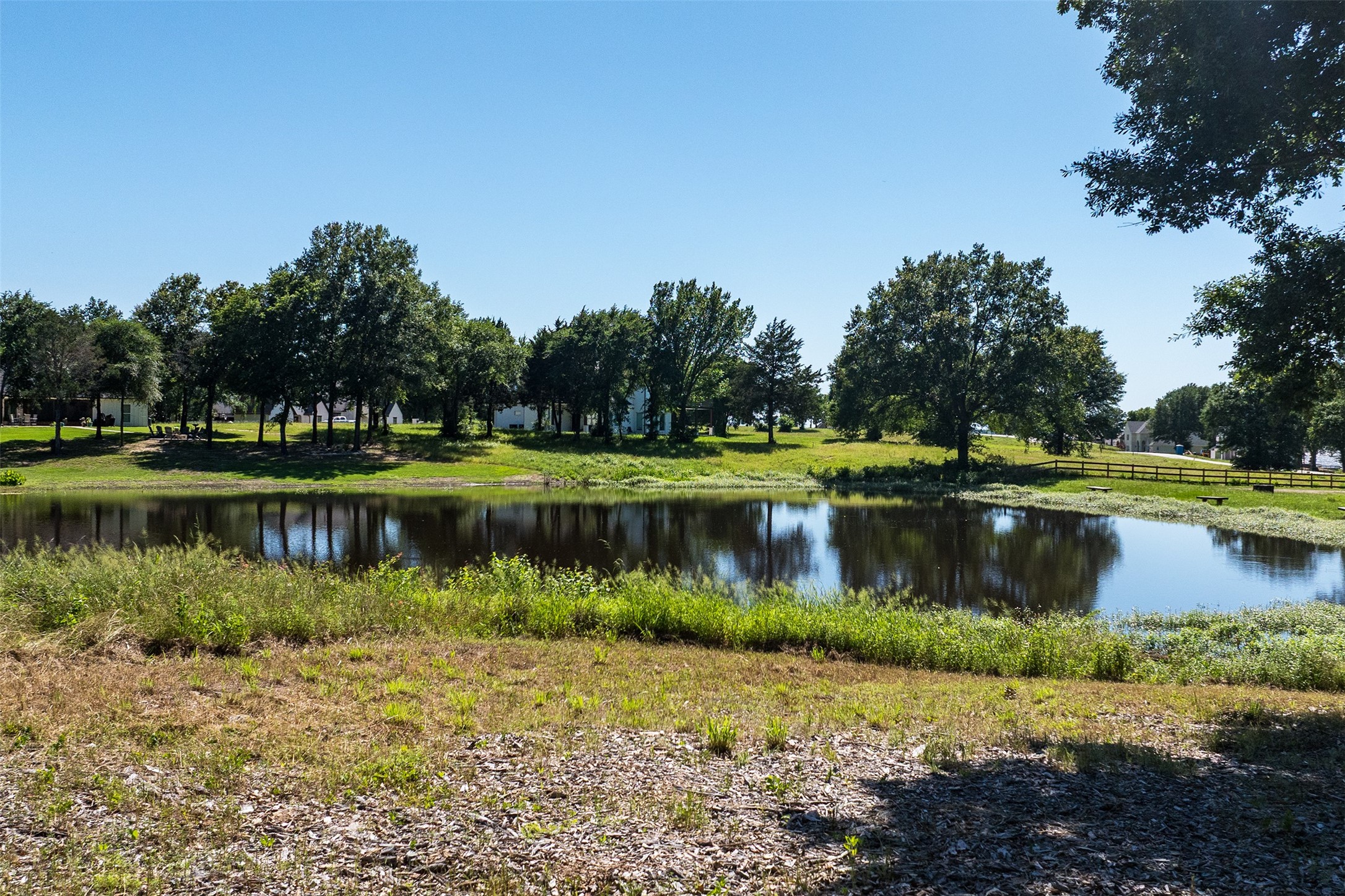 708 Clubview Drive Mabank TX 75143