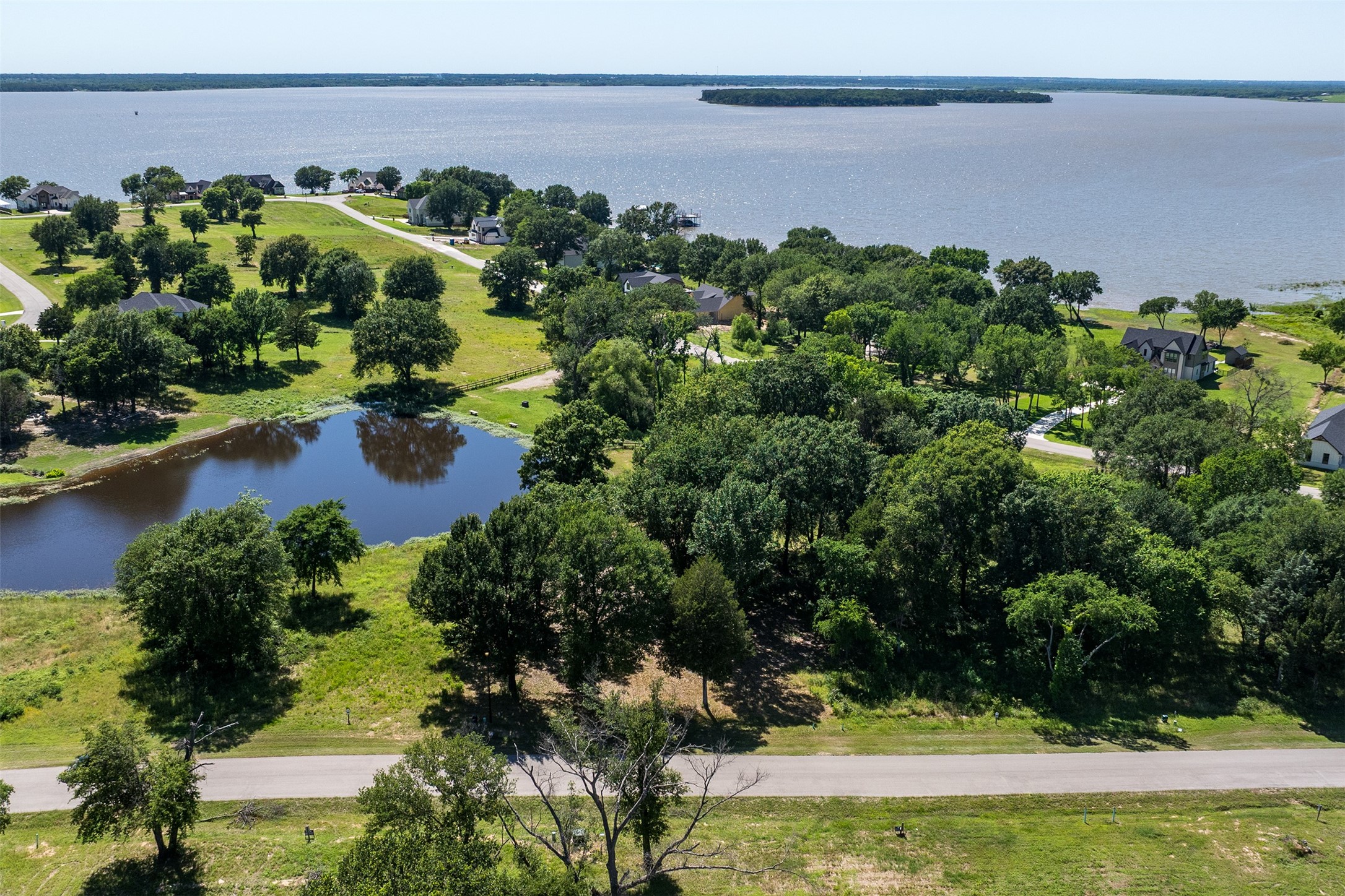 708 Clubview Drive Mabank TX 75143