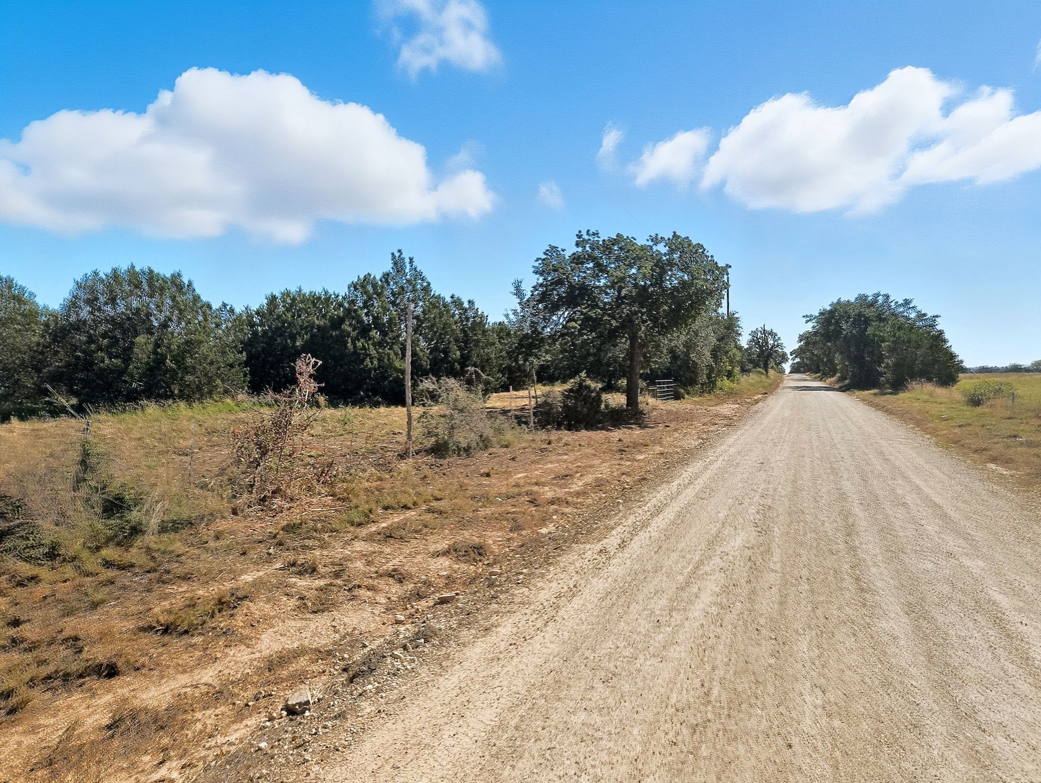 5698 County Road 102 Purmela TX 76566