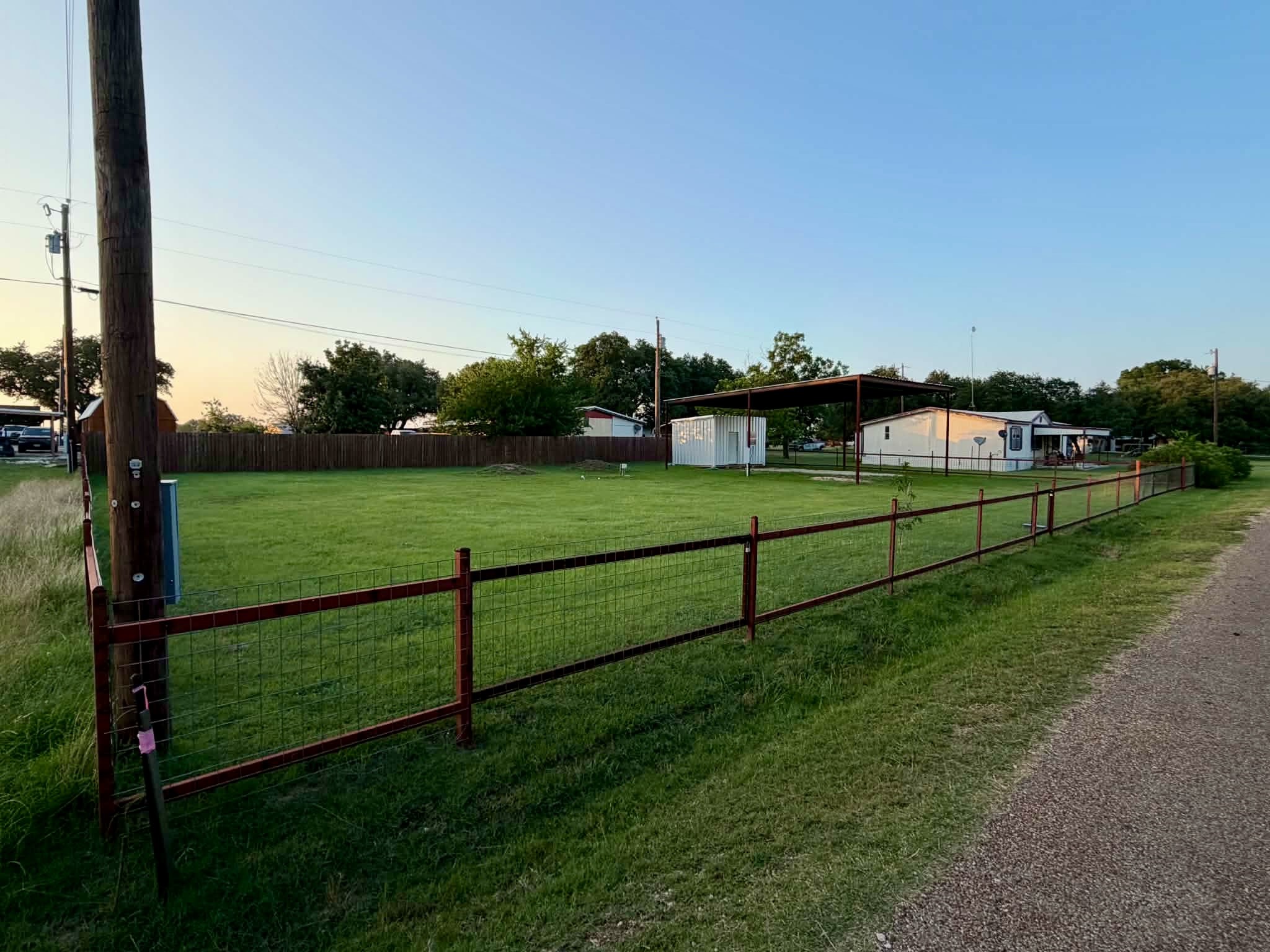 367 Cr 1627 Clifton TX 76634