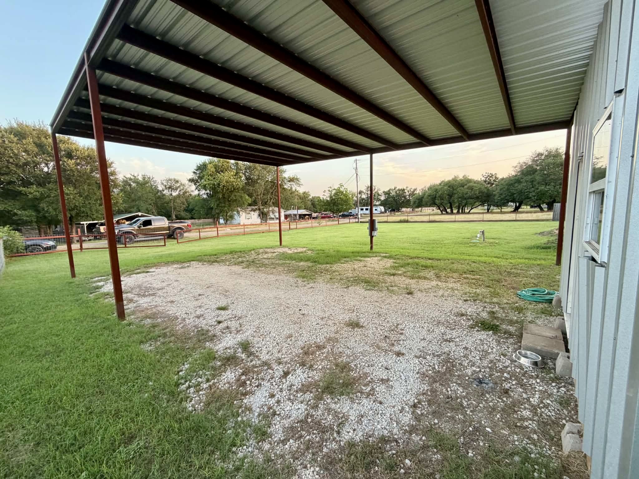 367 Cr 1627 Clifton TX 76634