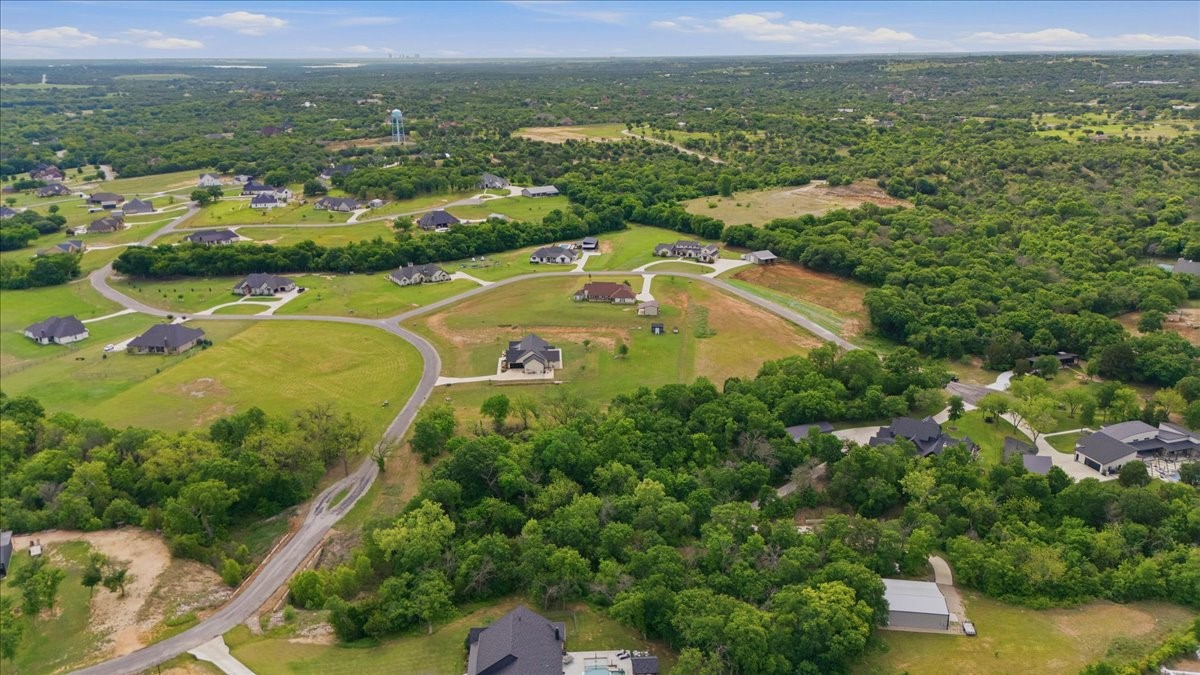 2012 Ragland Trail Azle TX 76020