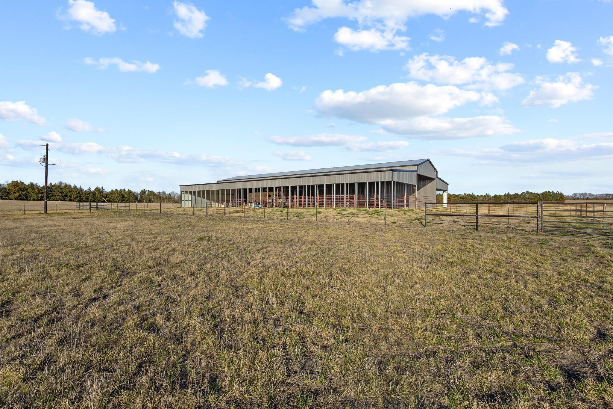 2477 County Road 23110 Paris TX 75460