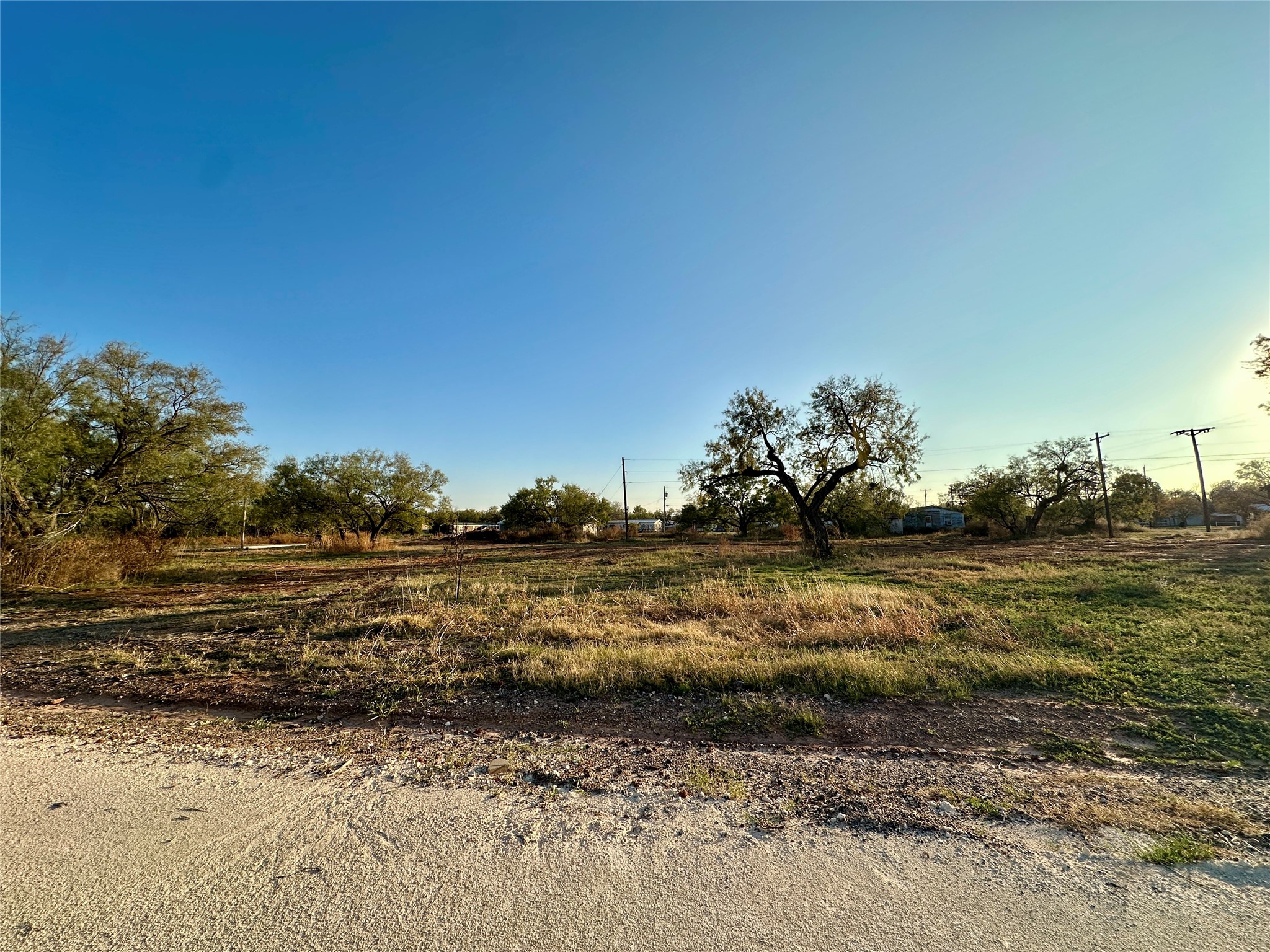 117 S Main Street Trent TX 79561