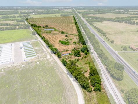 1855 County Road 4935 Trenton TX 75490