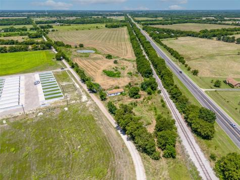 1855 County Road 4935 Trenton TX 75490
