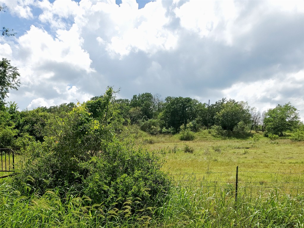 220 County Road 3679 Paradise TX 76073