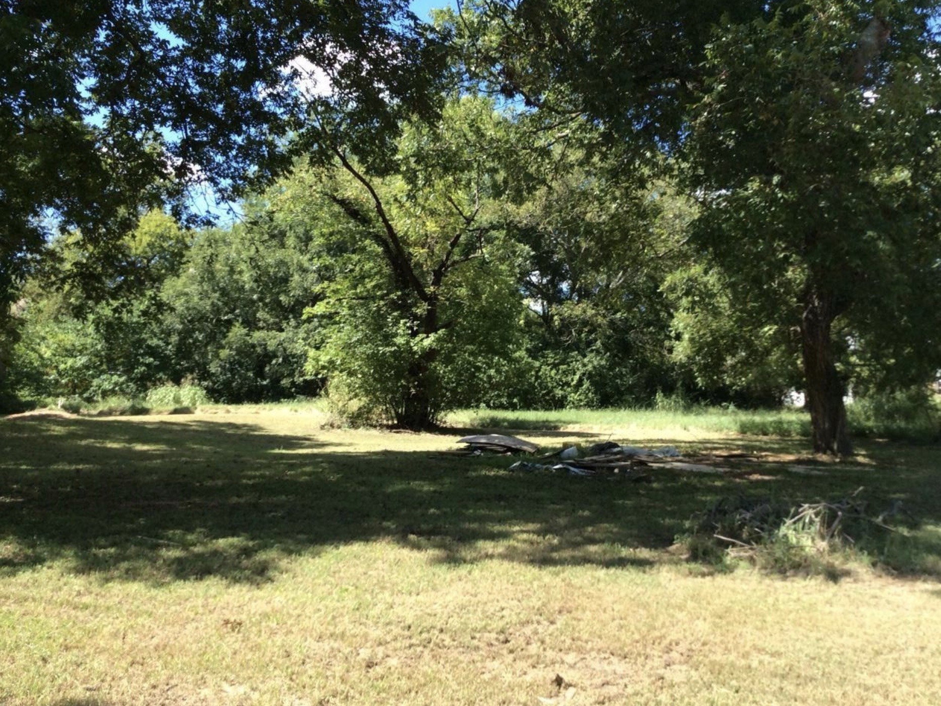 203 S 4th Street Bonham TX 75418