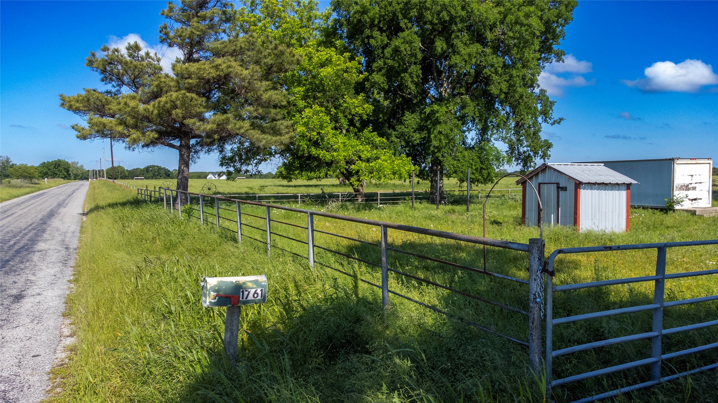 1761 Brooks Lane Sadler TX 76264