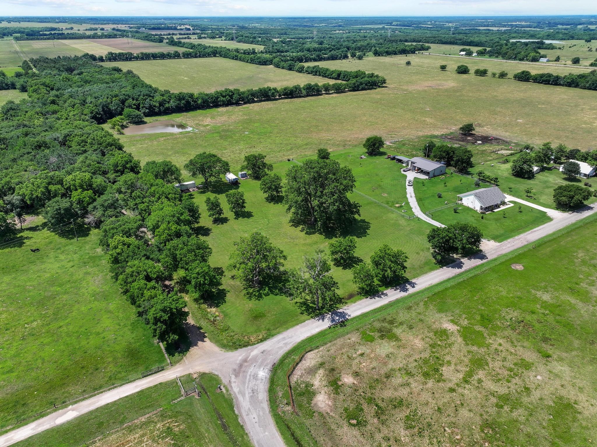 652 County Road 2850 Honey Grove TX 75446