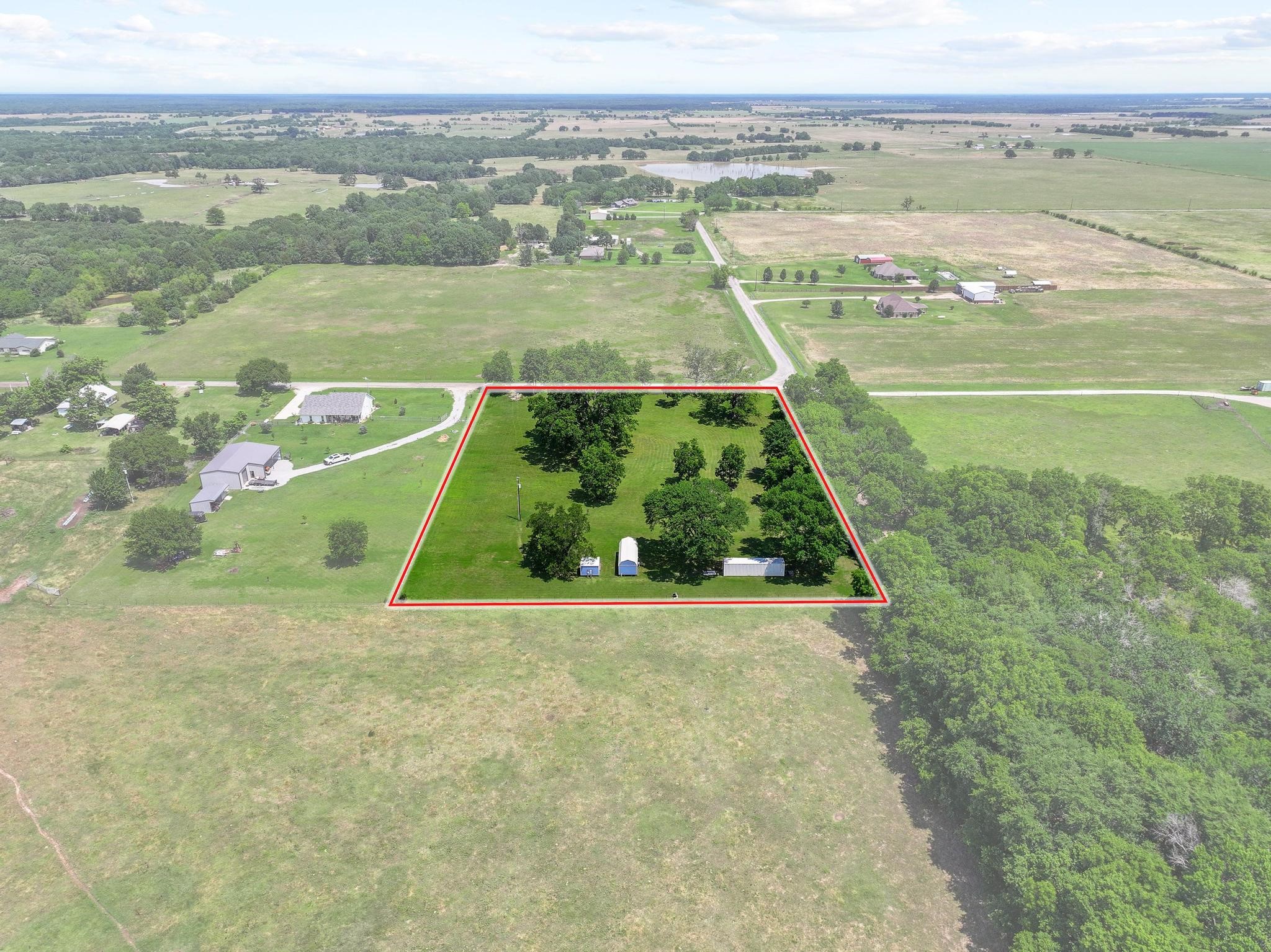 652 County Road 2850 Honey Grove TX 75446