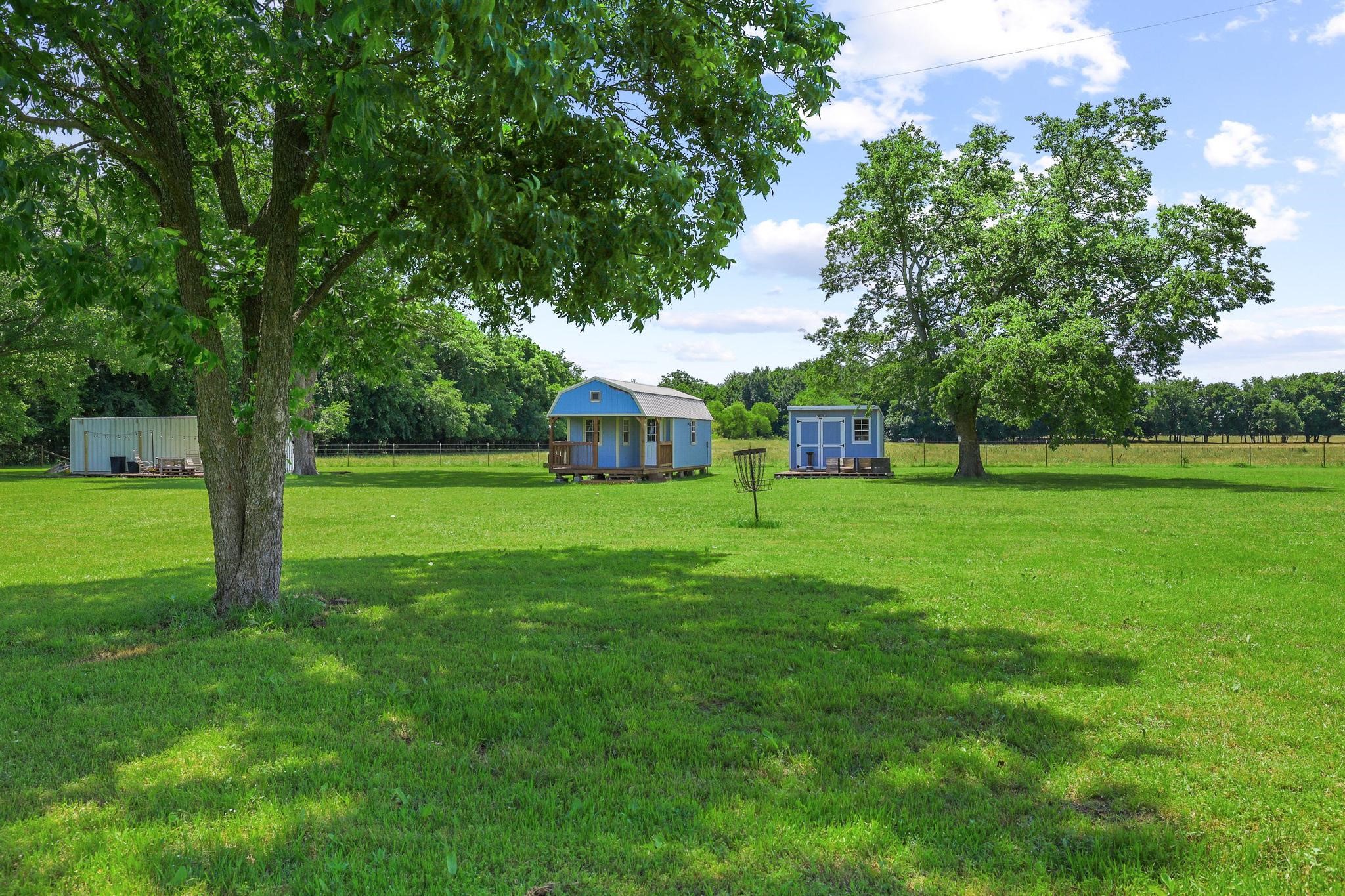 652 County Road 2850 Honey Grove TX 75446