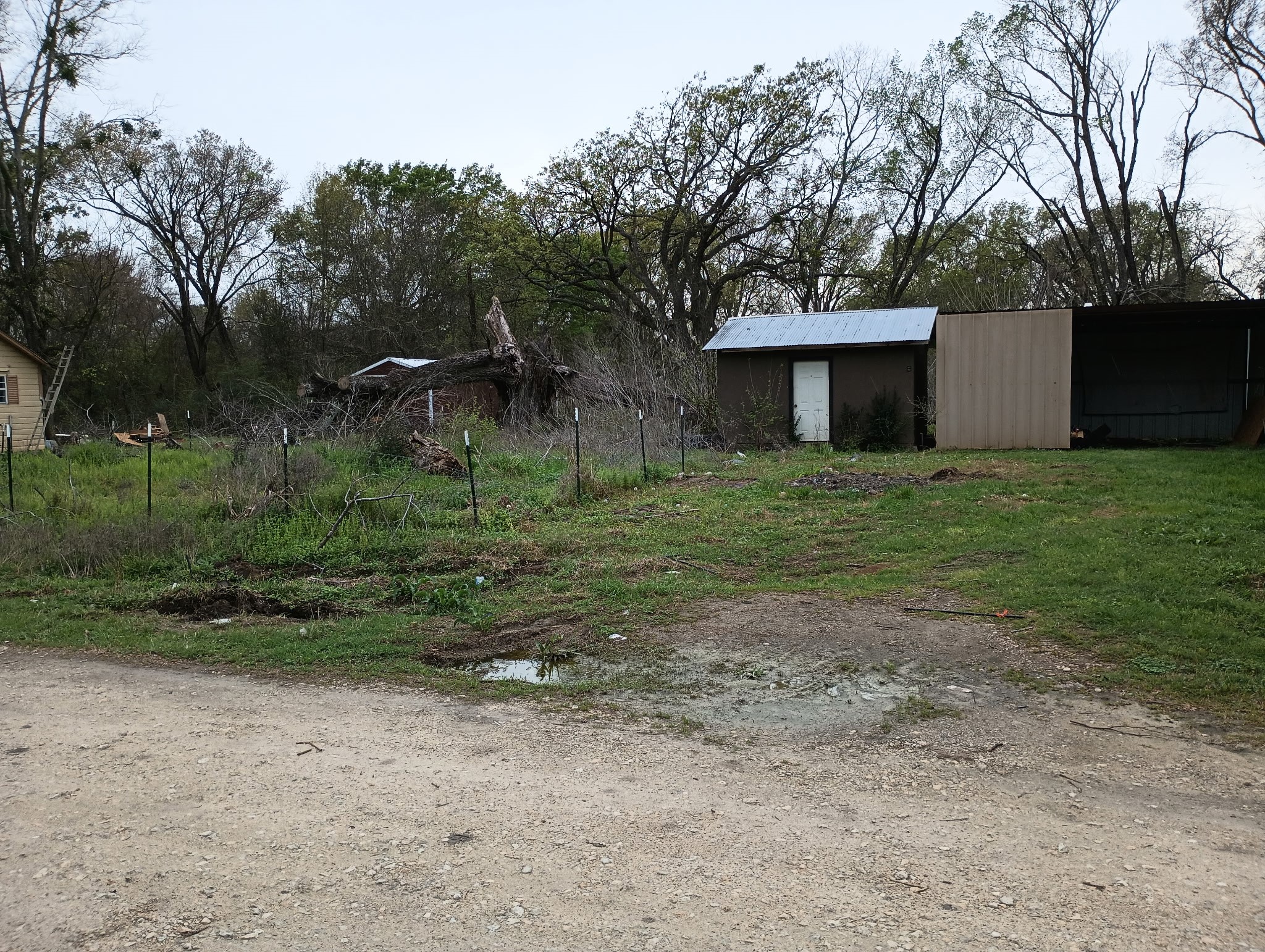 908 Peach Street Trinidad TX 75163