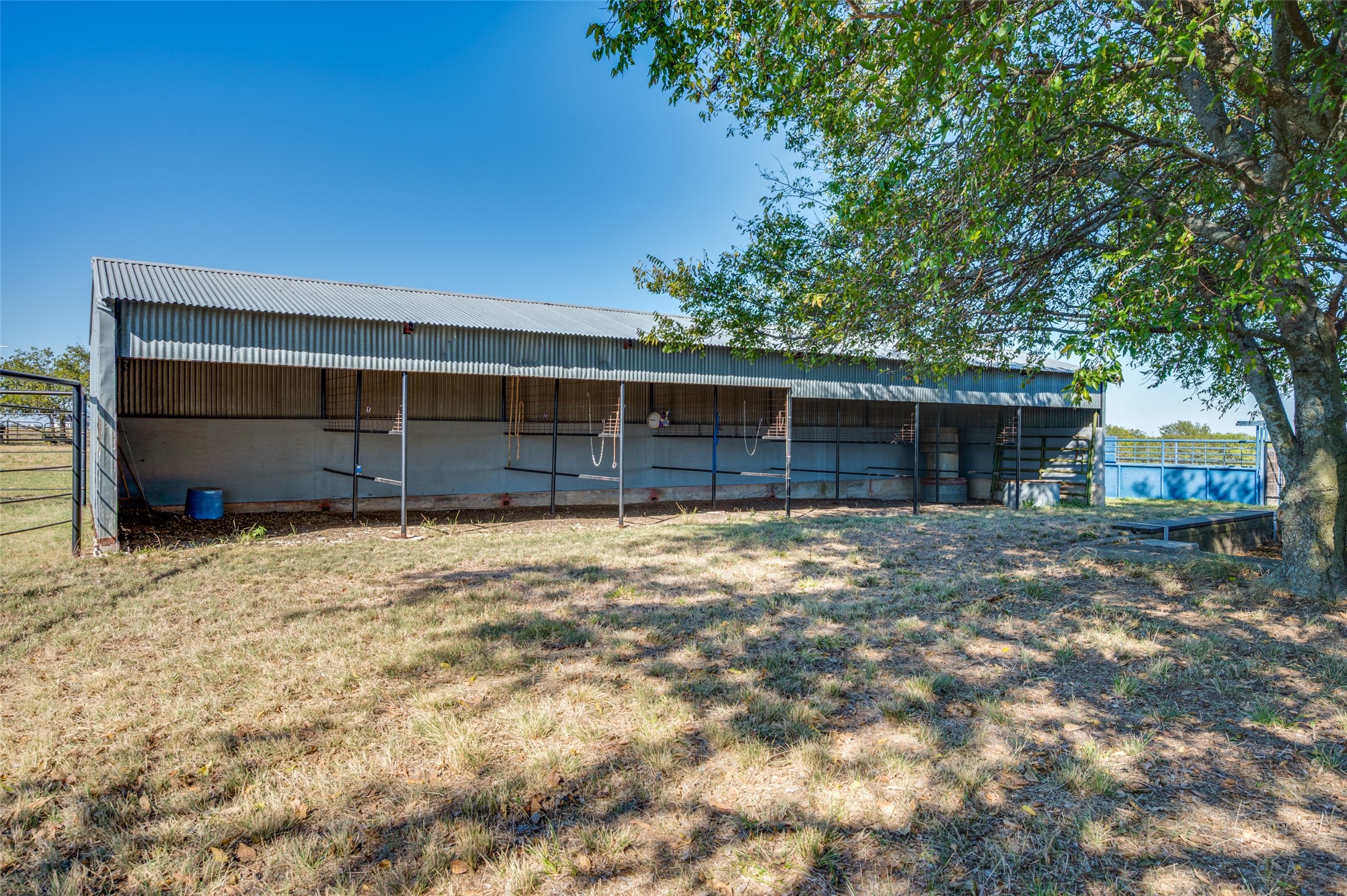 1332 County Road 423 Muenster TX 76252