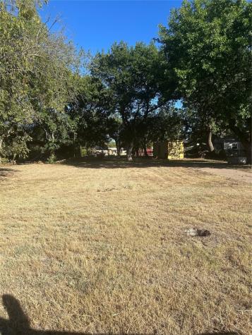 315 S Avenue H Olney TX 76374