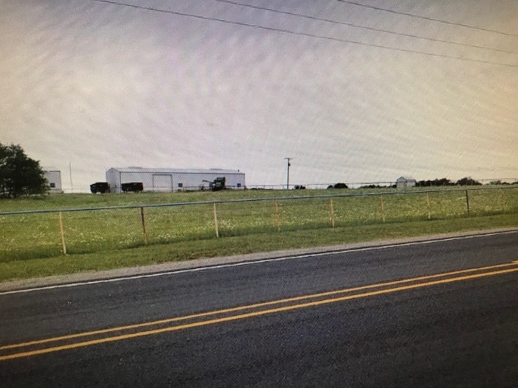 22534 State Highway 56 Southmayd TX 76273