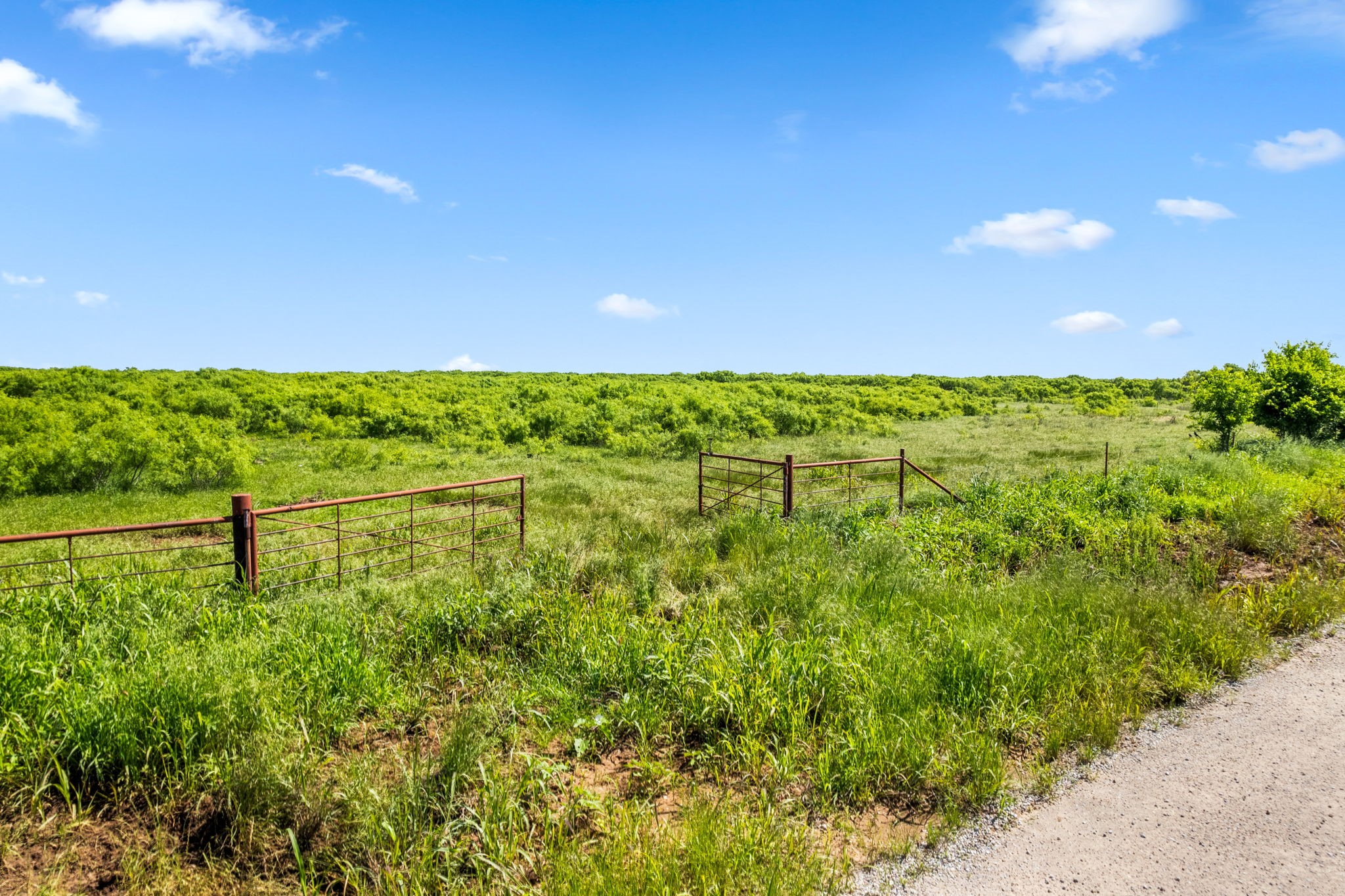 6213 Headquarters Road Iowa Park TX 76367