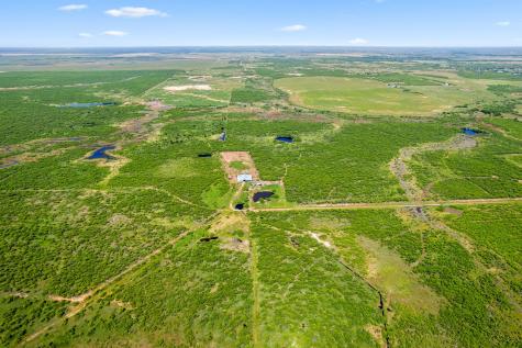 6213 Headquarters Road Iowa Park TX 76367
