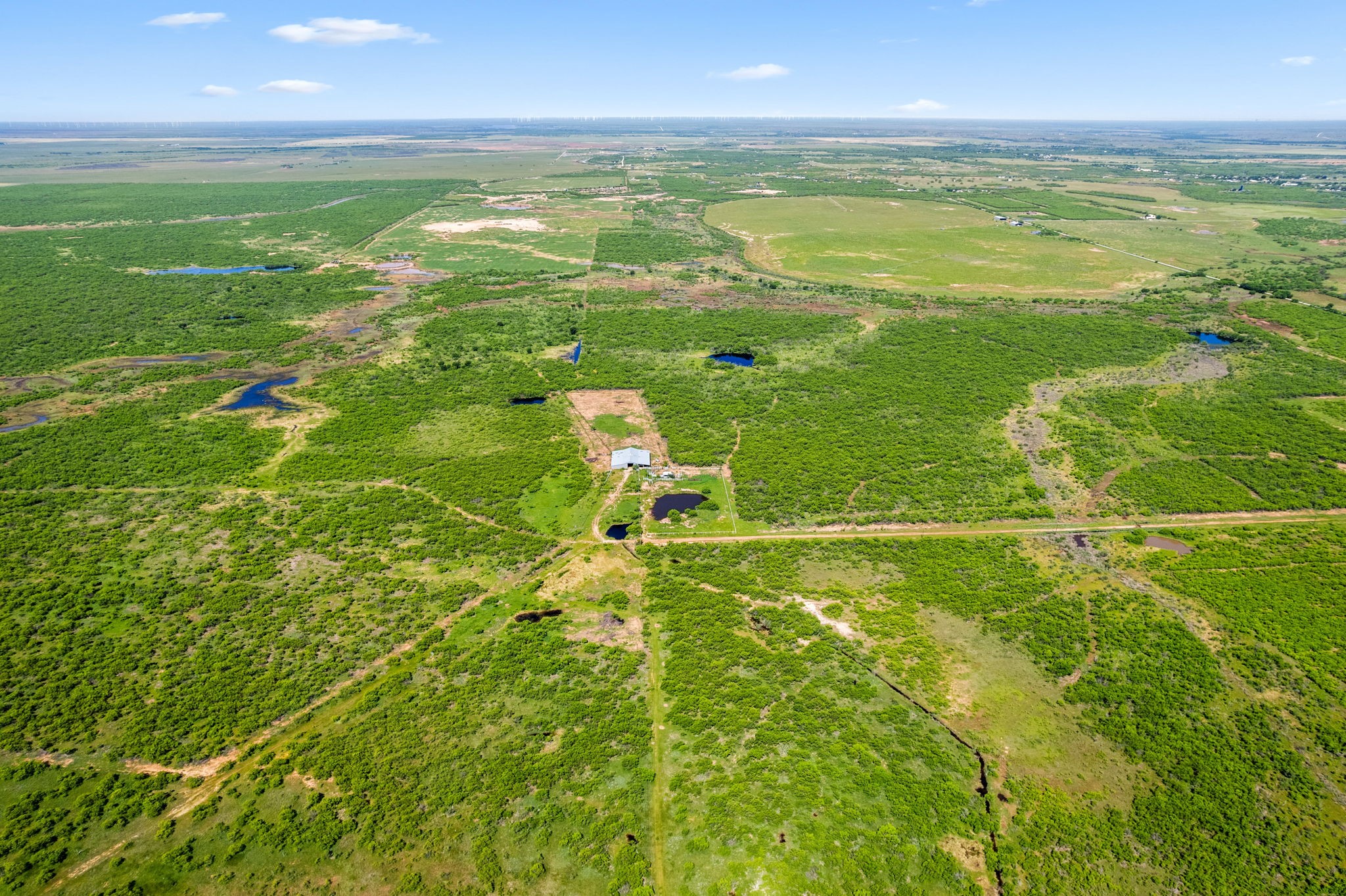 6213 Headquarters Road Iowa Park TX 76367