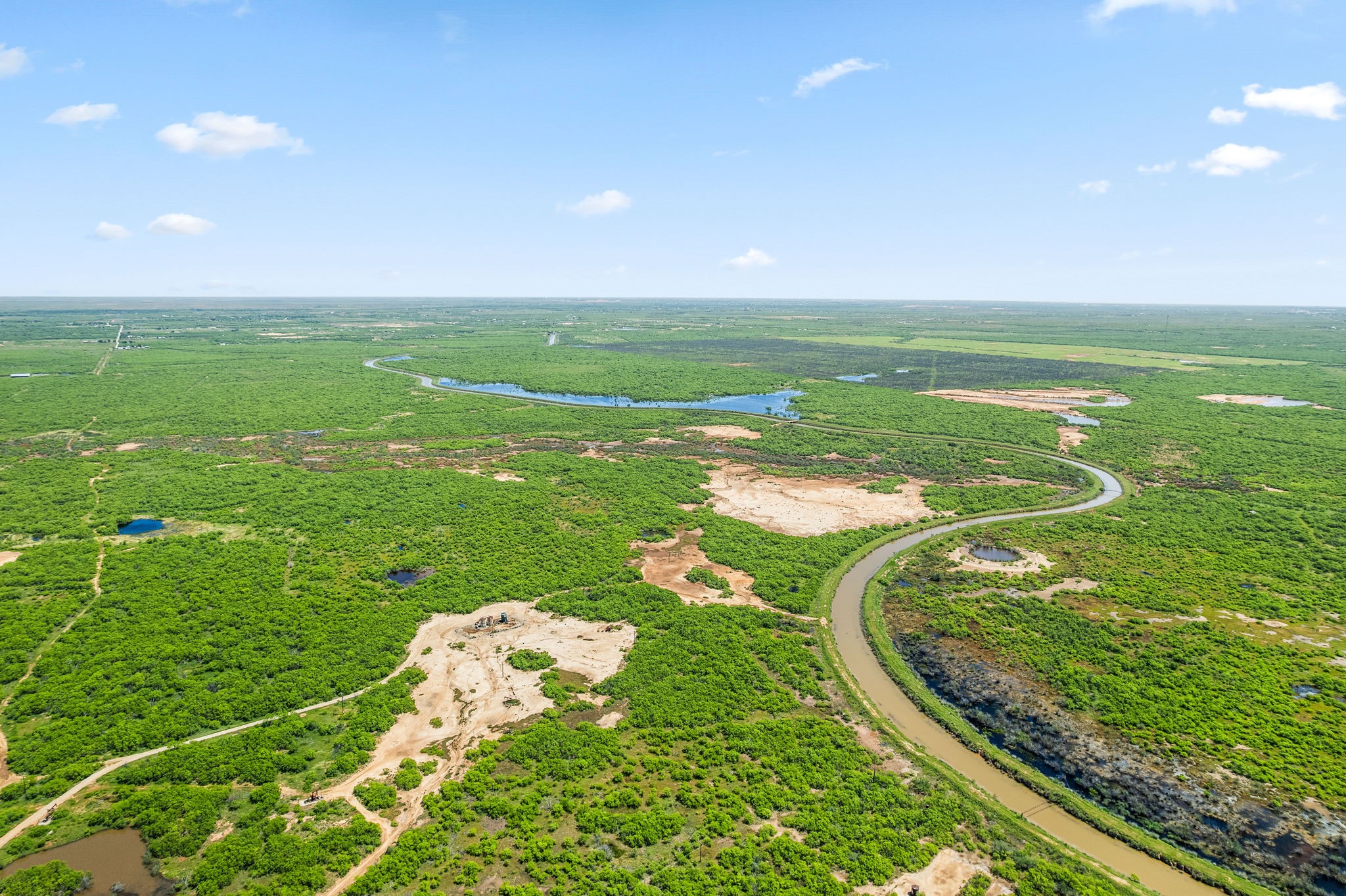6213 Headquarters Road Iowa Park TX 76367