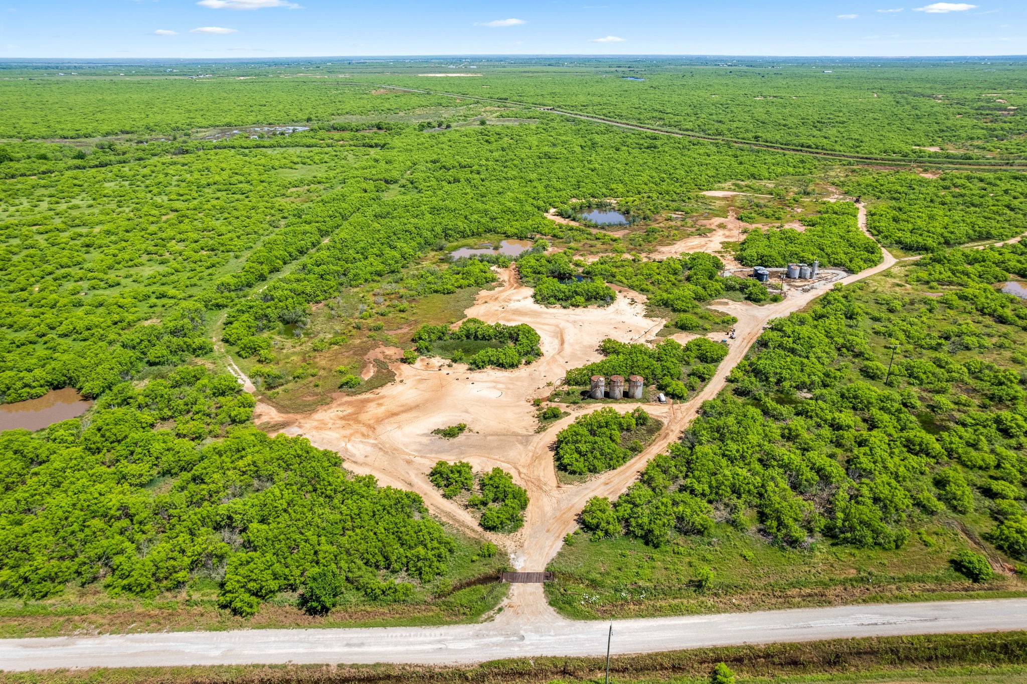 6213 Headquarters Road Iowa Park TX 76367