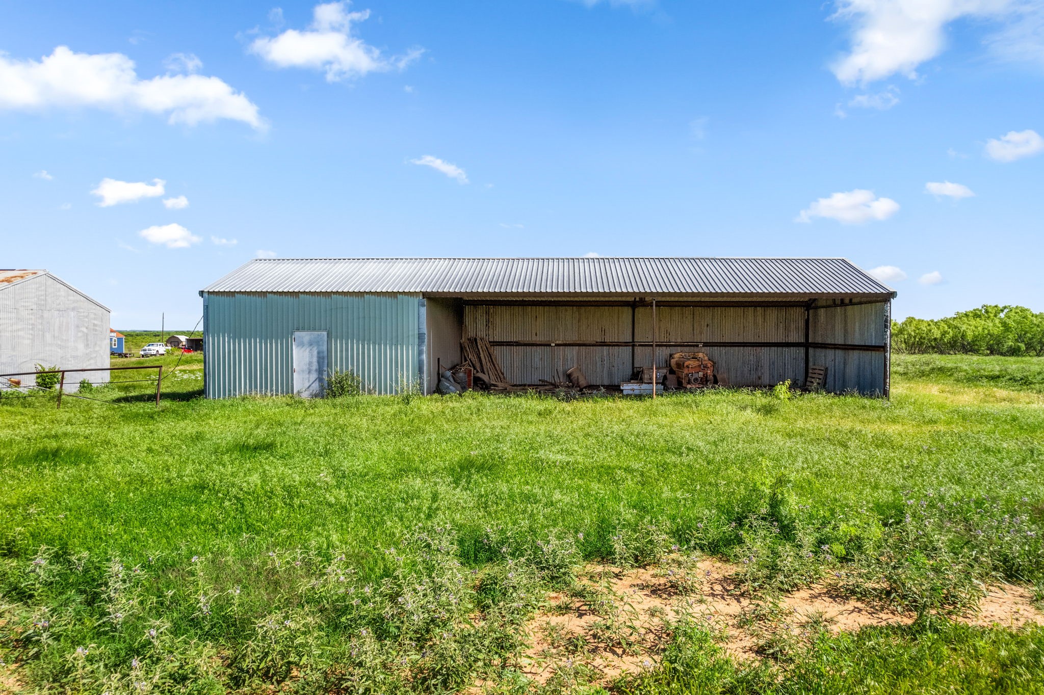 6213 Headquarters Road Iowa Park TX 76367