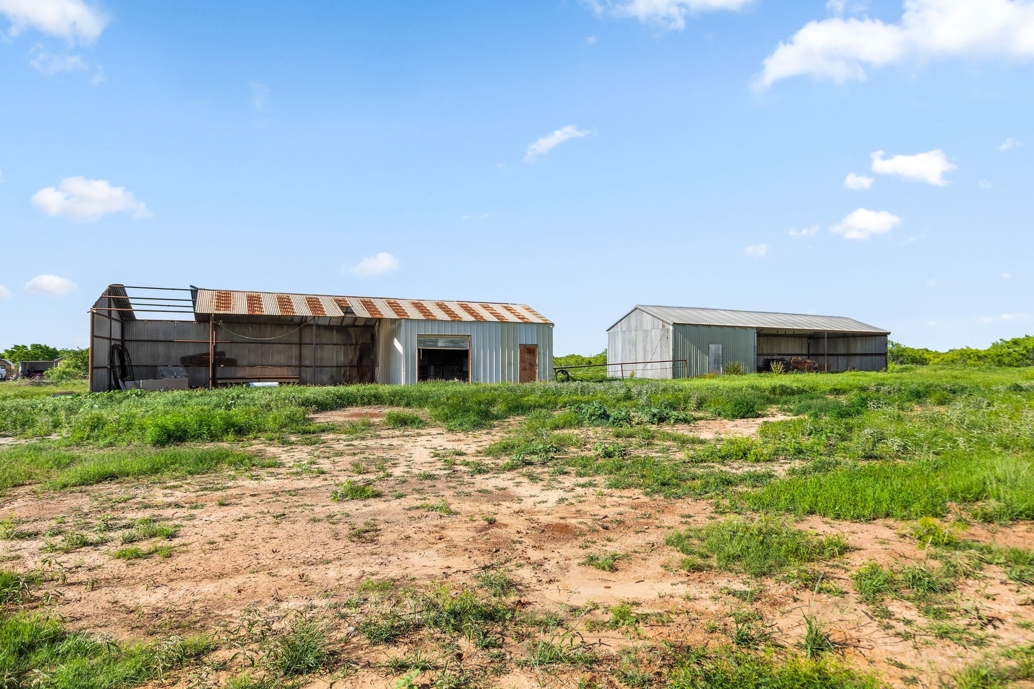 6213 Headquarters Road Iowa Park TX 76367