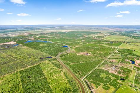 6213 Headquarters Road Iowa Park TX 76367