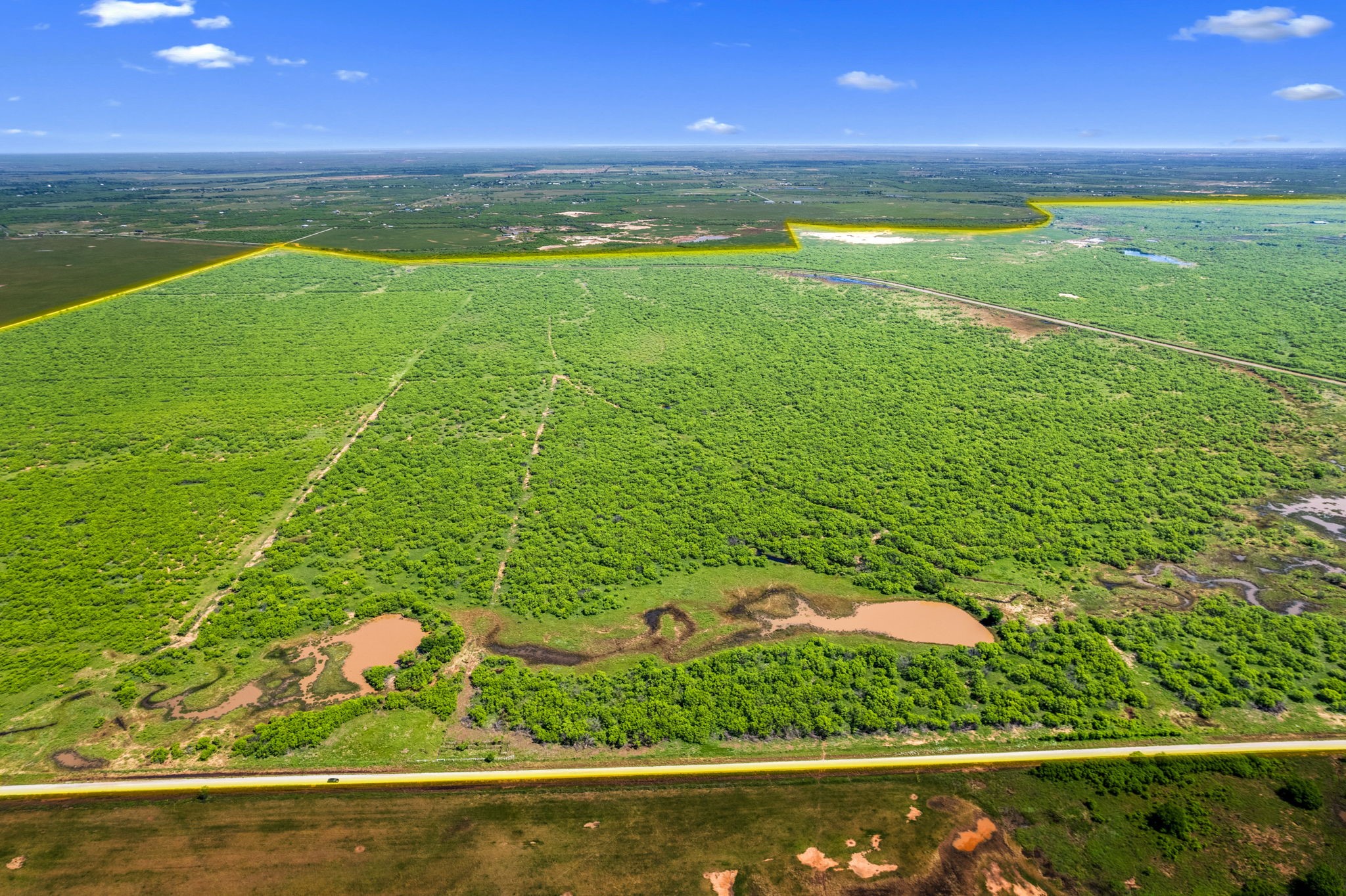 6213 Headquarters Road Iowa Park TX 76367