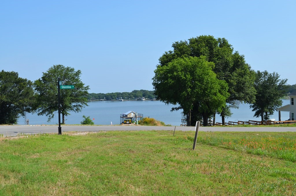 551 Shoreline Drive Mabank TX 75143