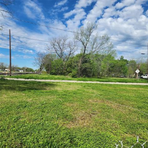 2927 Wellington Street Greenville TX 75401