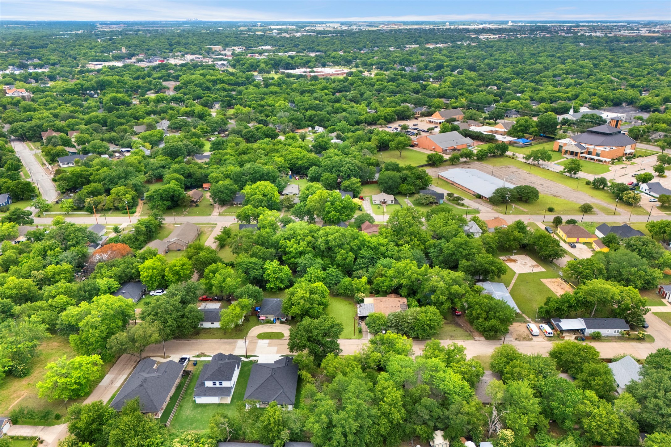205 Thompson Street Waxahachie TX 75165