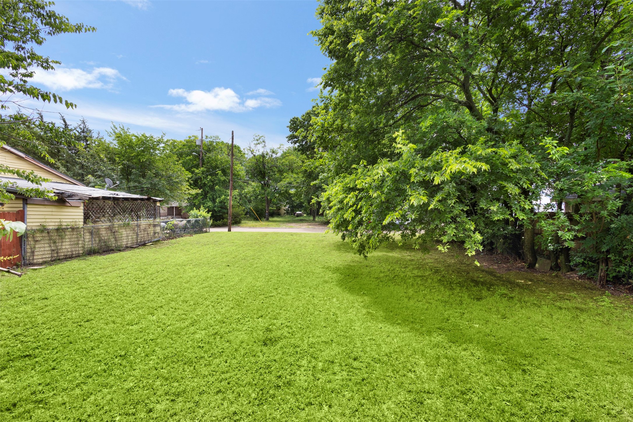205 Thompson Street Waxahachie TX 75165