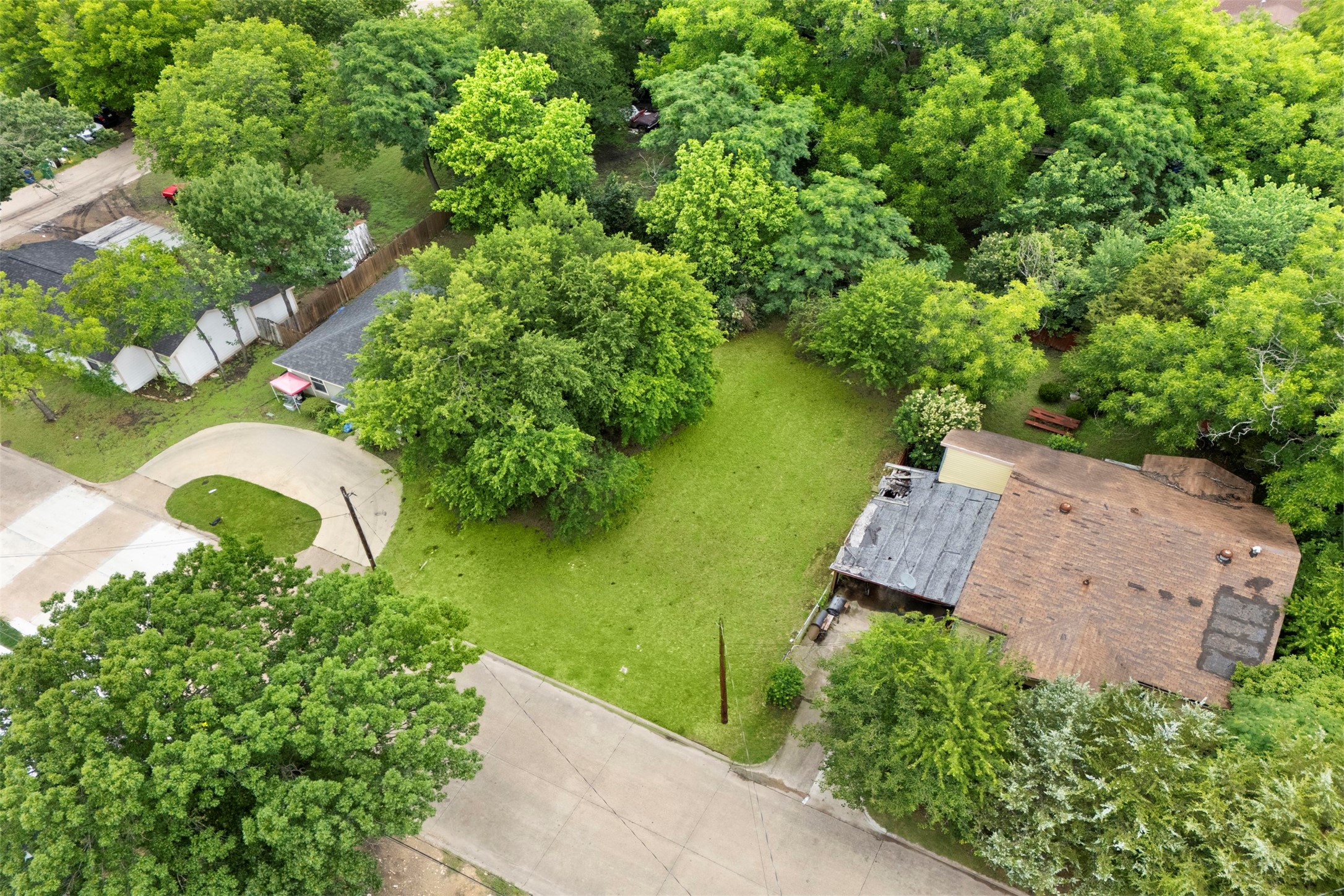 205 Thompson Street Waxahachie TX 75165