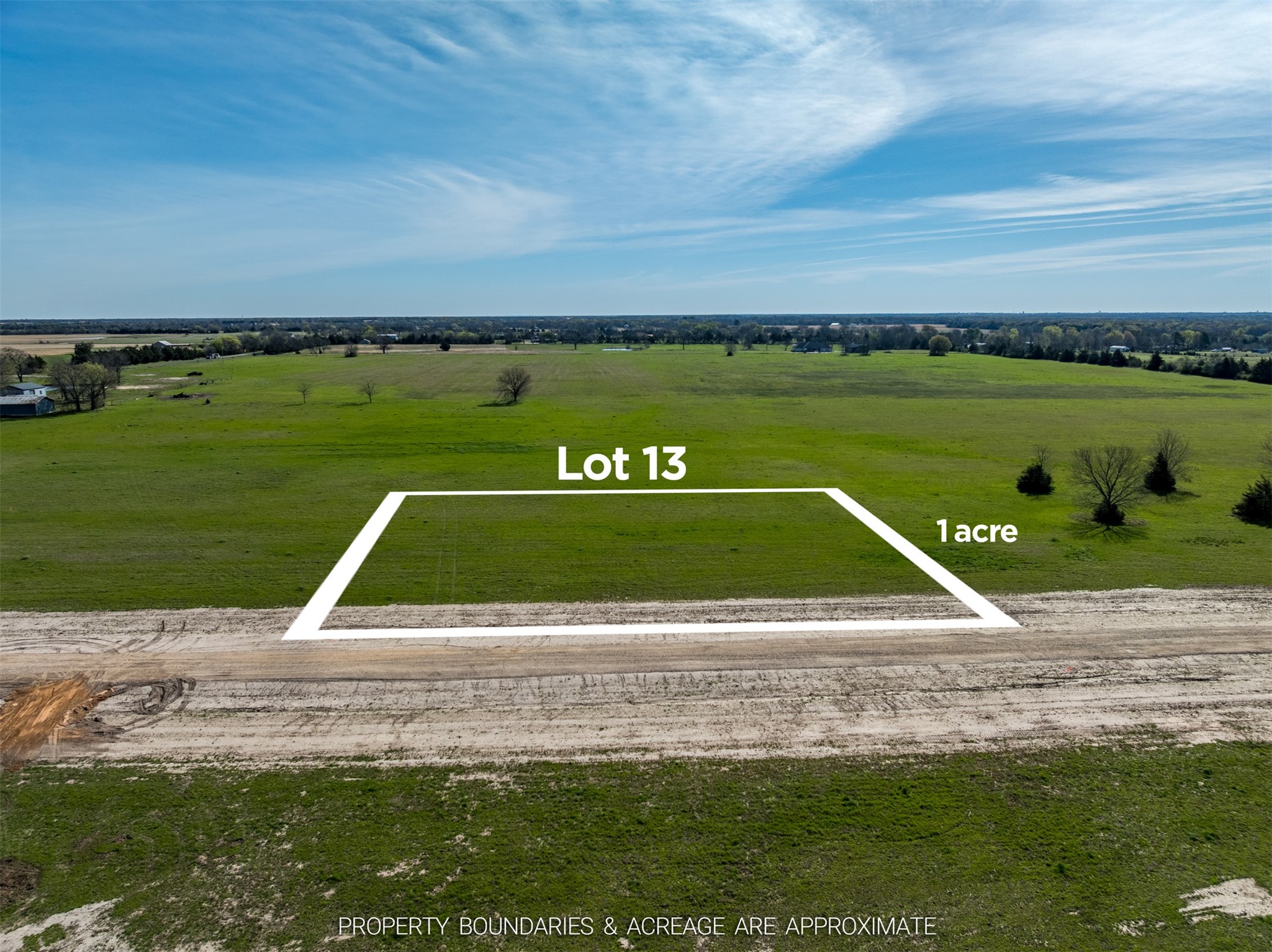 199 Private Road 33263 Sumner TX 75486