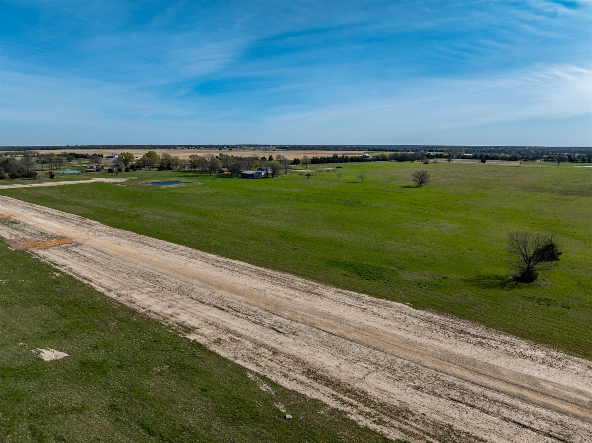 199 Private Road 33263 Sumner TX 75486